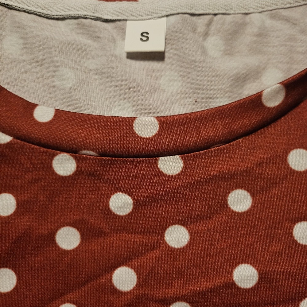 Red/White Polka Dot Shirt W Puff Sleeves, Rounded Hem. Boden Inspired - Picture 3 of 8